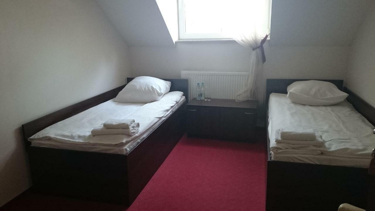 Hotel Dworek Anna Podgora Pokoj fotografie